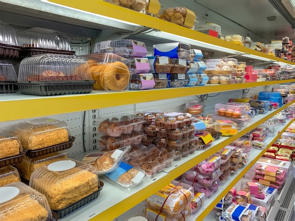 Cake Selection supplied by GAGG FOODS LTD